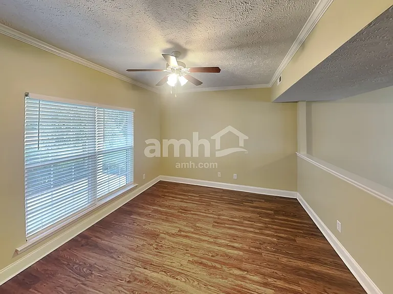 3605 Belvidere Ct — Photo 9