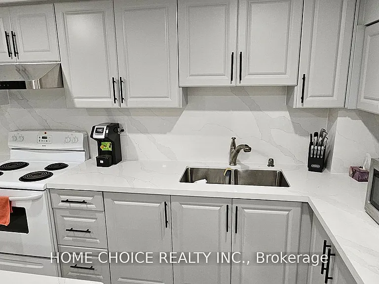 18 Stone Mason Dr #BASEMENT — Photo 5