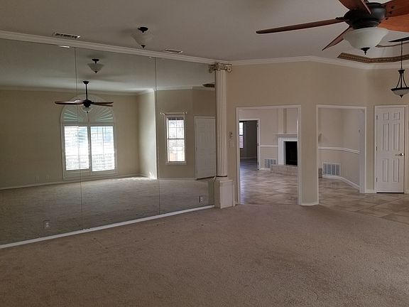 4th image of 923 Sartain Dr