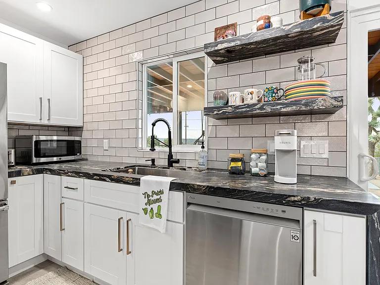 60432 Natoma Trl — Photo 13