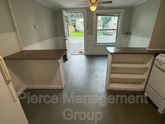 4th image of 305 Marlboro St Unit 3