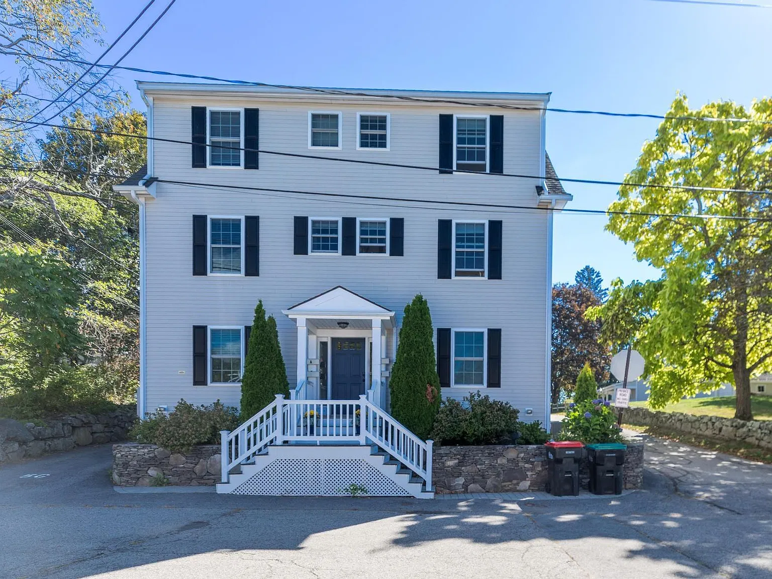 1 bed, 1.0 bath, 690 sqft, $2,500 — Photo 3