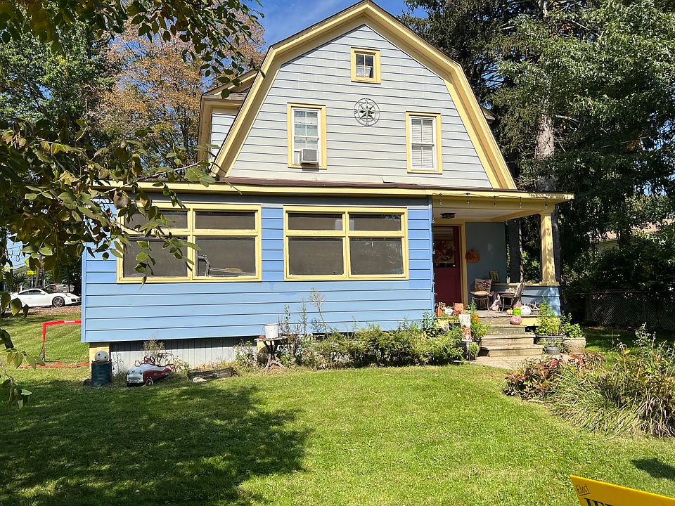 1st image of 88 Waldron Ave