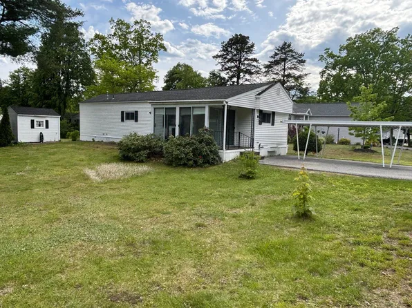 21 Greenwich Trail, Concord, NH 03301