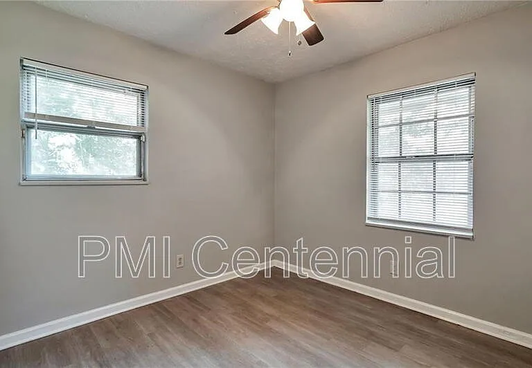 484 Evergreen Dr — Photo 17