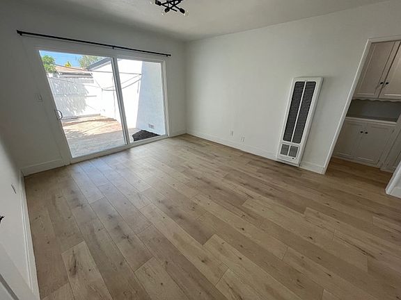5th image of 1531 W Ball Rd #D