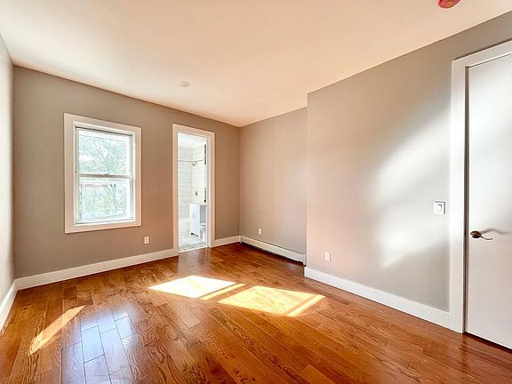 5th image of 45 Saint Pauls Ave #2A