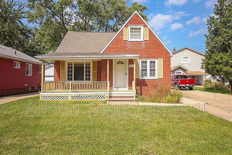 4510 Fruitland Dr
