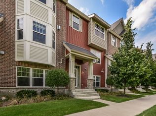 11834 Emery Village Dr N #3202, Champlin, MN 55316