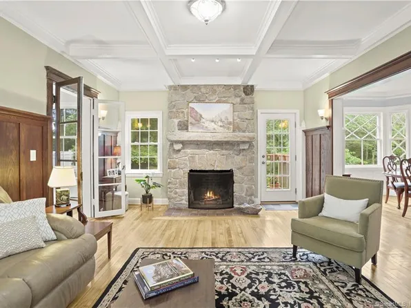 319 Wilton Road West, Ridgefield, CT 06877