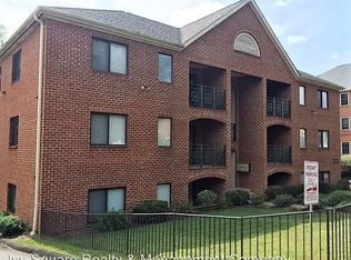 2108 Jefferson Park Ave APT B, Charlottesville, VA 22903