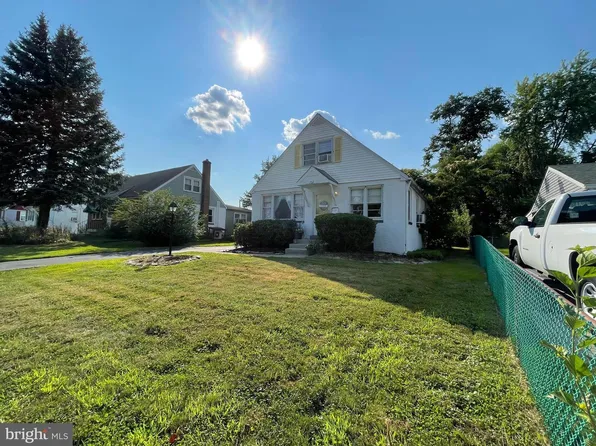 702 Lehigh Rd, Newark, DE 19711