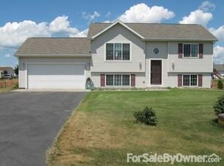 3080 Lexington Pl, Plover, WI 54467