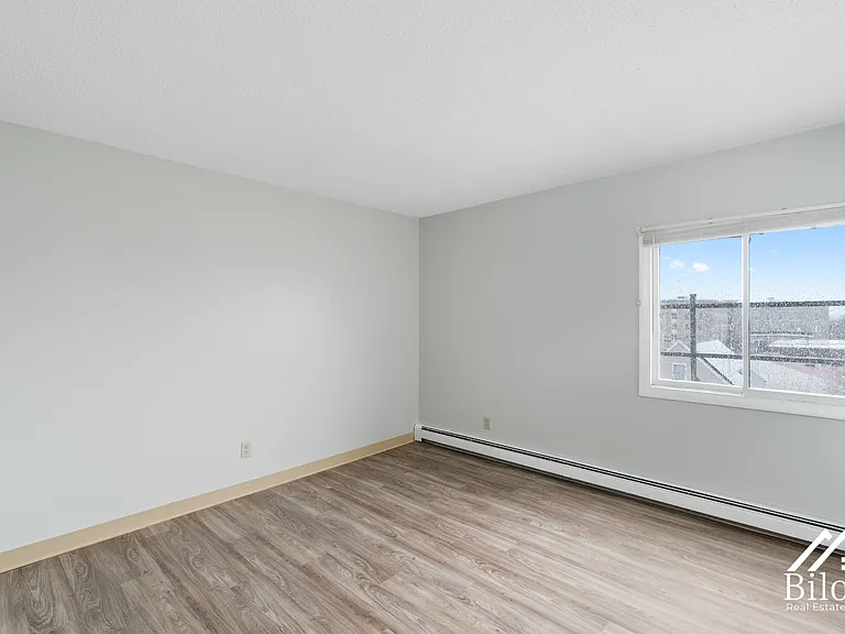 311 Jencks St — Photo 18