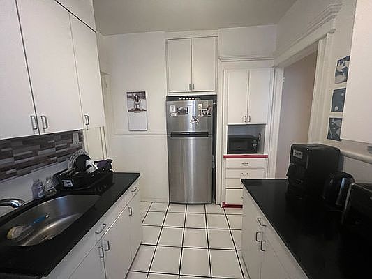 4th image of 3417 37th St APT 4
