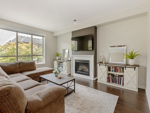 2nd image of 10595 Delsom Cres #22