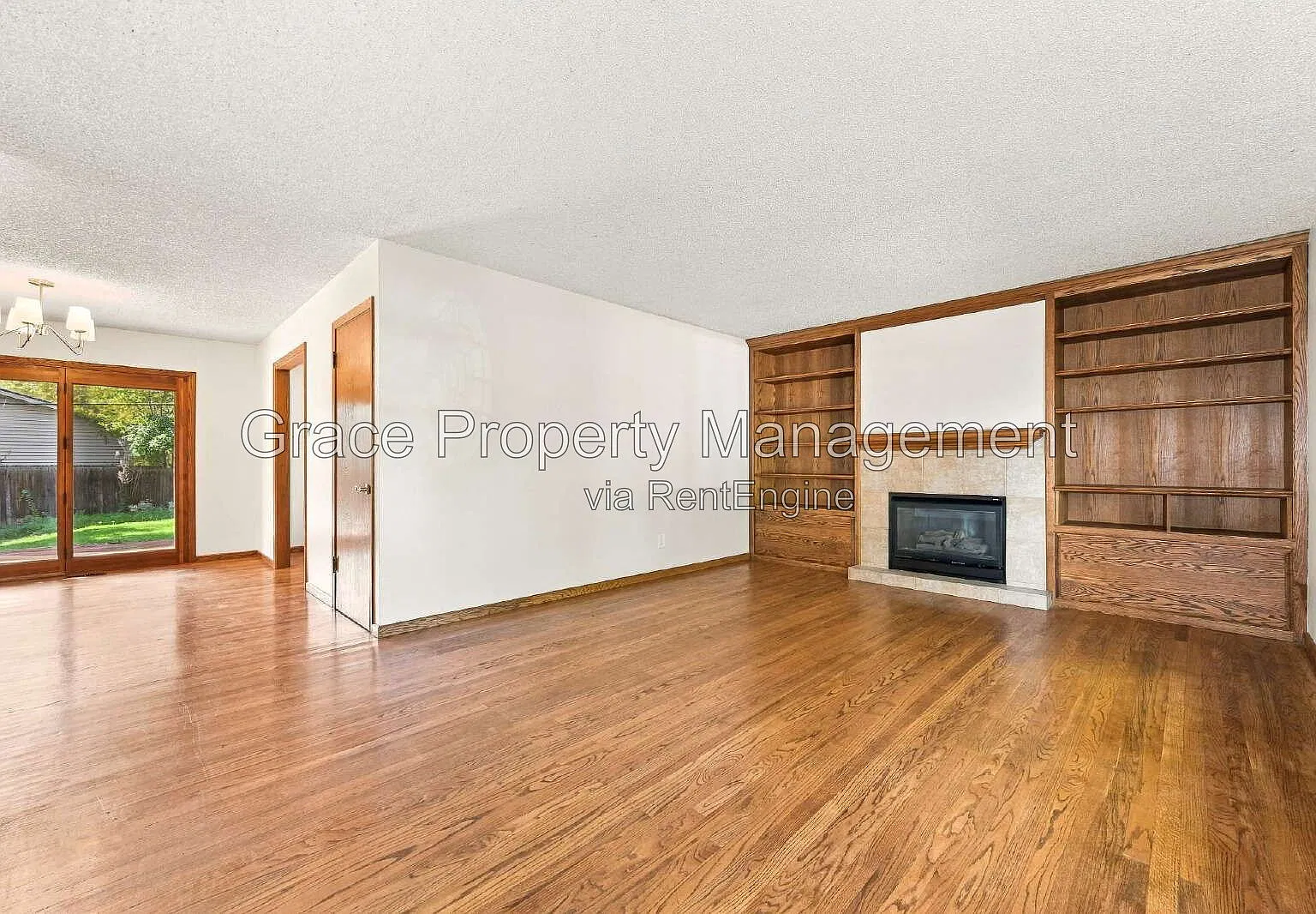 4 bed, 3.0 bath, 2536 sqft, $2,925 — Photo 2