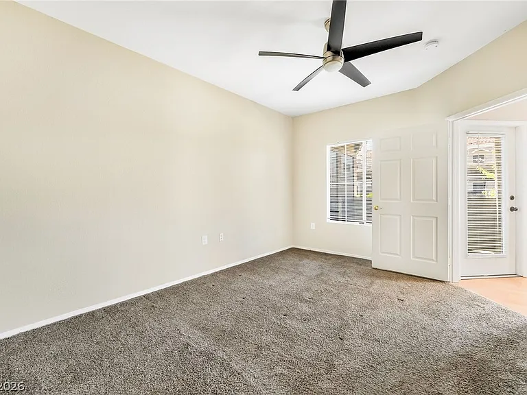 10245 S Maryland Pkwy #132 — Photo 22