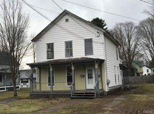 25 4th St, Camden, NY 13316