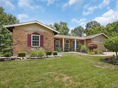 5732 Hempline Rd, Saint Louis, MO, 63129