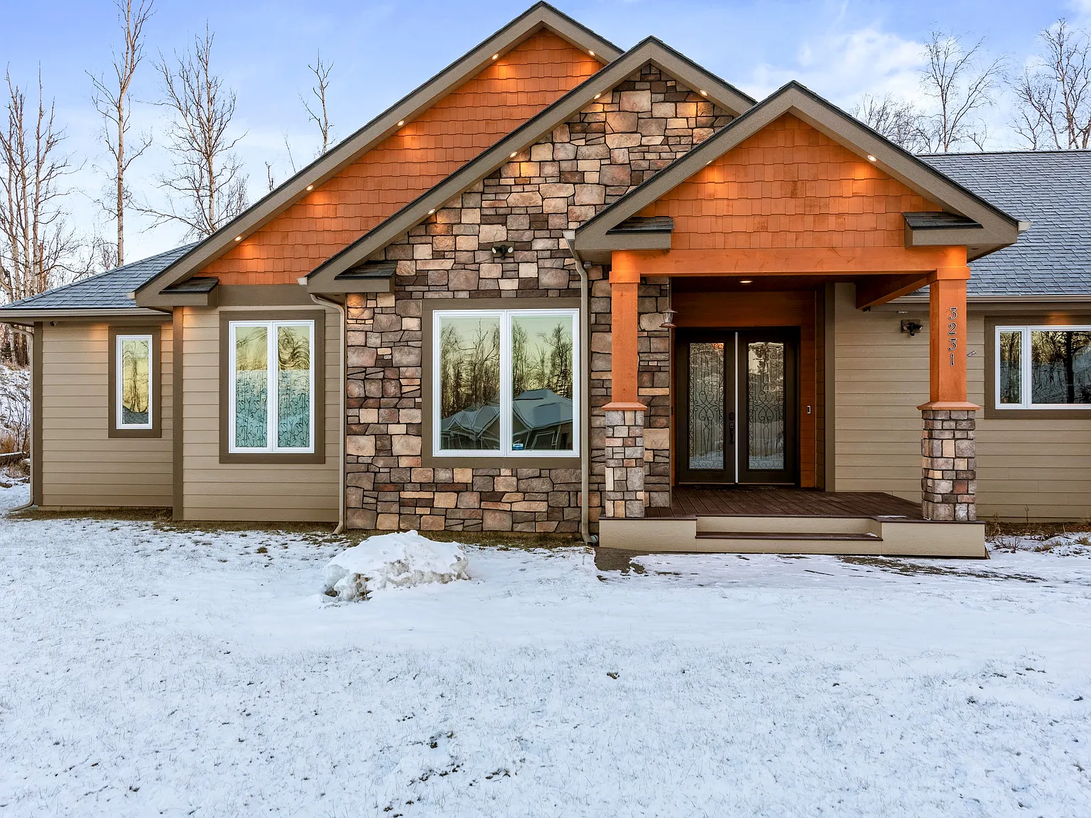 4 bed, 2.5 bath, 2980 sqft, $4,200 — Photo 3