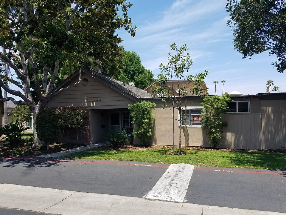 Front with Front patio/door in background