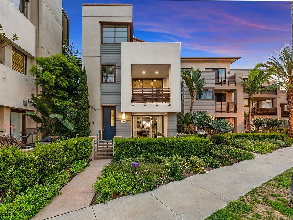 1st image of 12837 W North Seaglass Cir