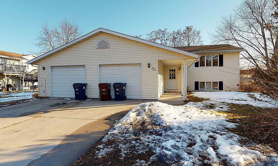 1st image of 812 Robert Pl #814