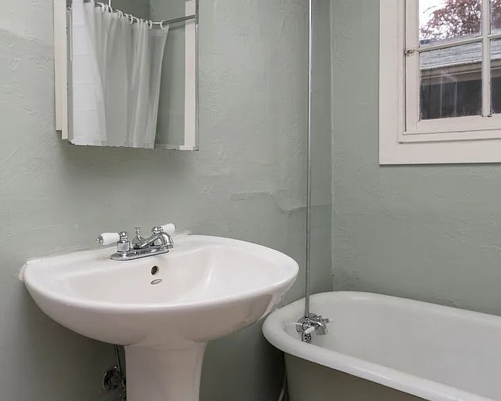 3929 N Albina Ave — Photo 11