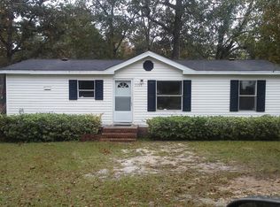 1137 Delano St, Manning, SC 29102