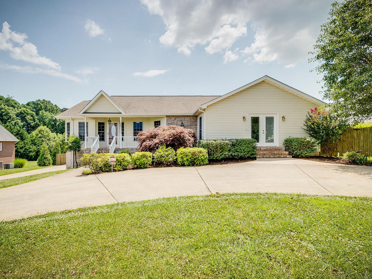 649 Allison Rd, Piney Flats, TN 37686 | Zillow