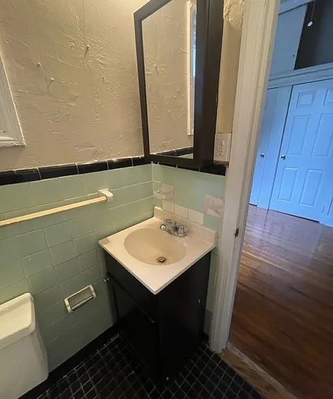 4419 Osage Ave #1F — Photo 9