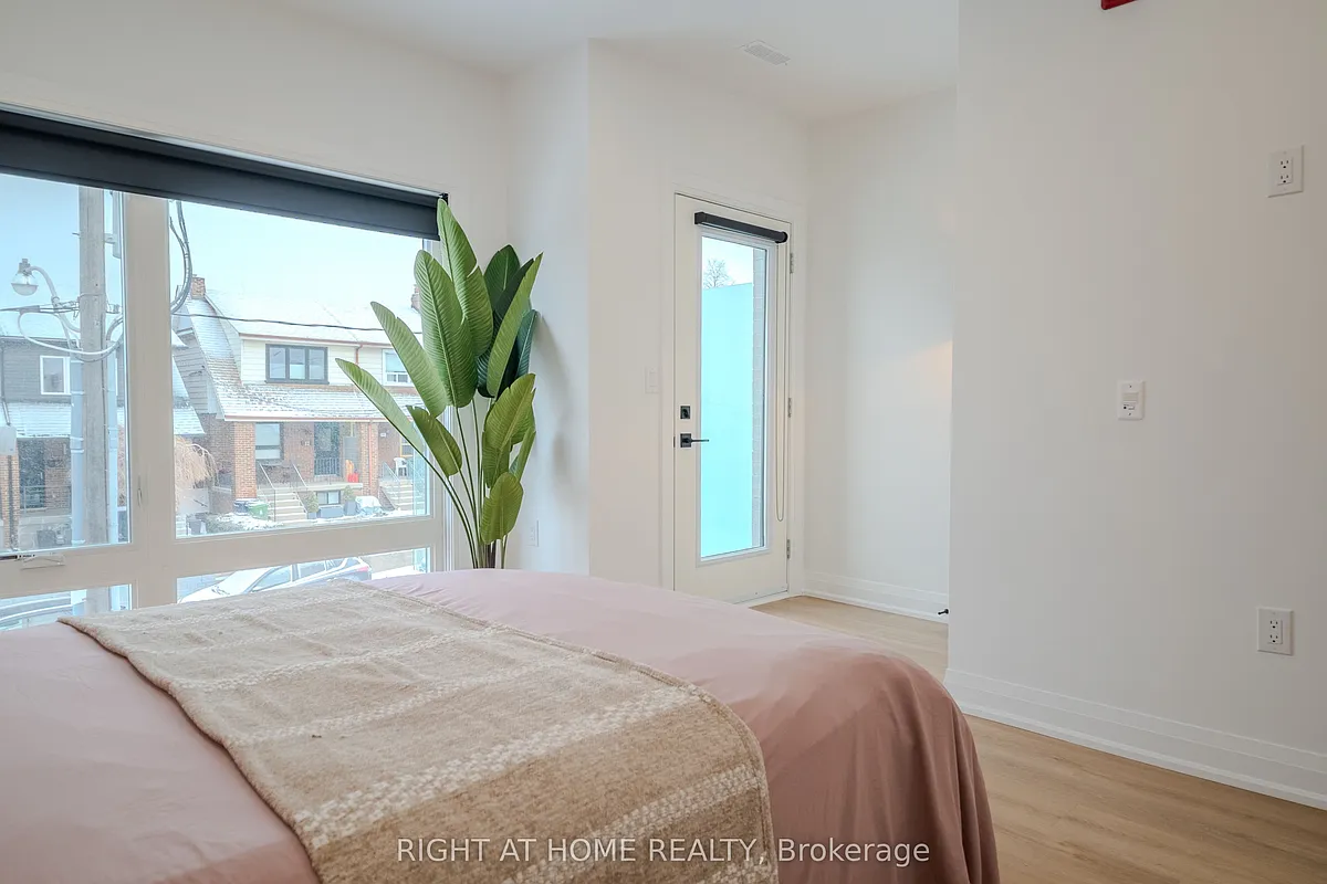 Building Photo - 55 Innes Ave #3