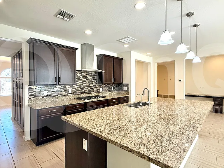 9673 W Cashman Dr — Photo 6