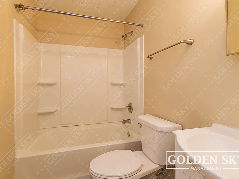 6301 E Piccadilly Rd — Photo 7