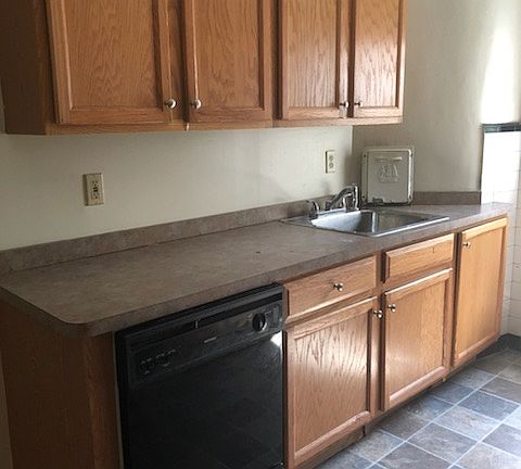 2nd image of 245 Linwood Ave