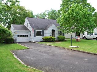 2006 N Madison St, Rome, NY 13440