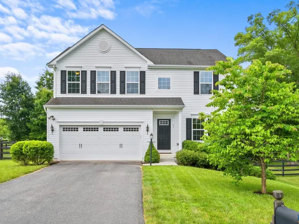 11 Rosalyn Way, Palmyra, VA 22963