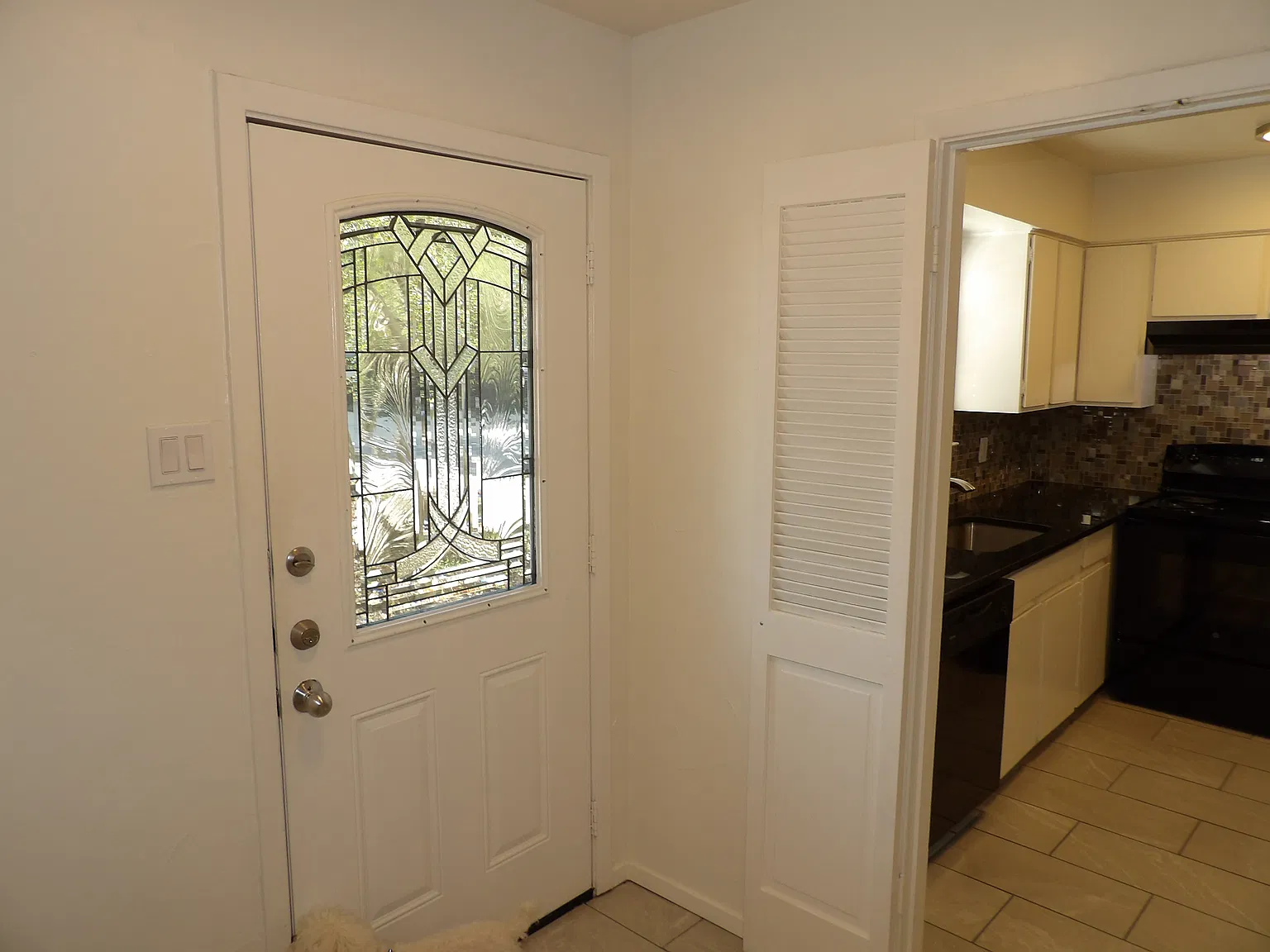2 bed, 2.5 bath, 1255 sqft, $2,699 — Photo 3