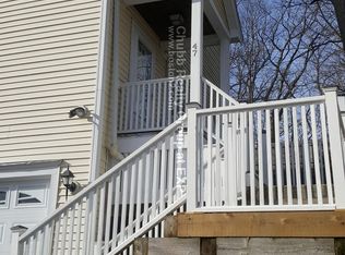 47 Braeburn Rd, Hyde Park, MA 02136