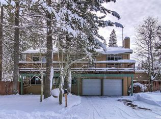 1090 Mulberry Dr, South Lake Tahoe, CA 96150