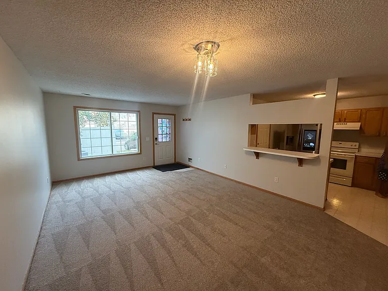 14748 Excelsior Ln — Photo 18