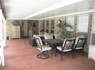 2264 Country Club Dr, La Place, LA 70068