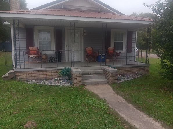 241 N Maple St