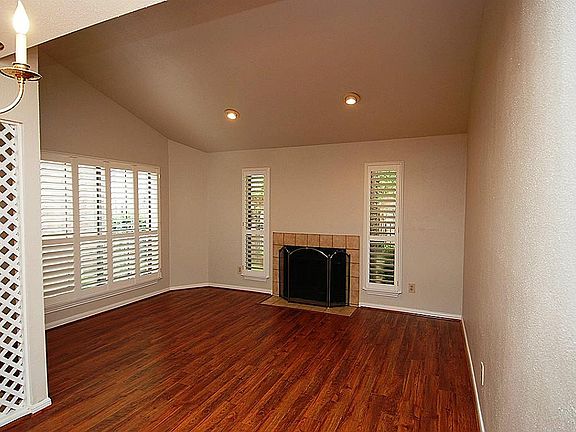 2nd image of 13455 Parkway Blvd