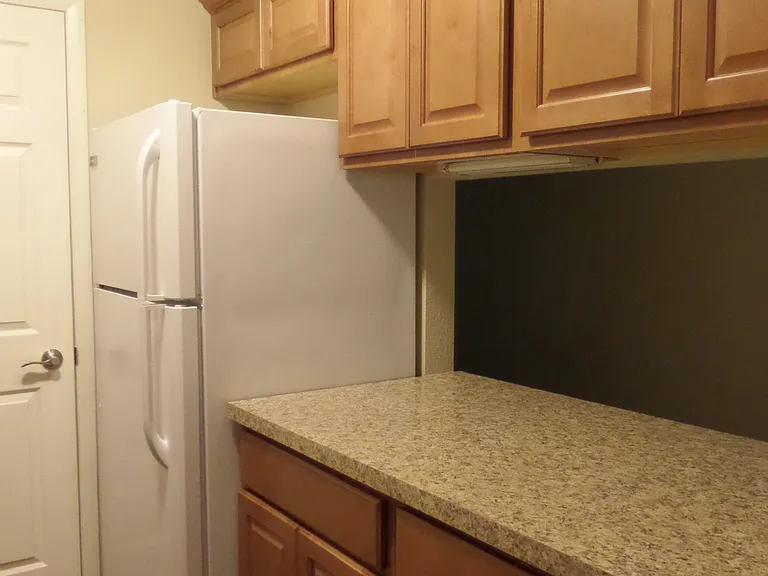 Fieldstone Apartments — Photo 37