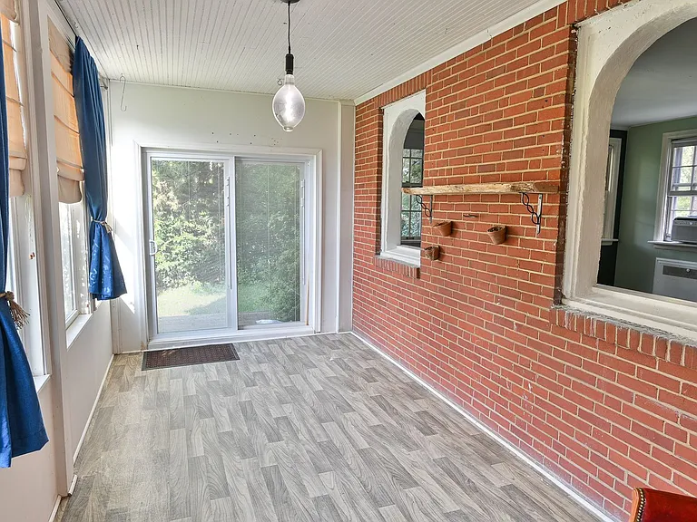 2302 Rudy Rd — Photo 10