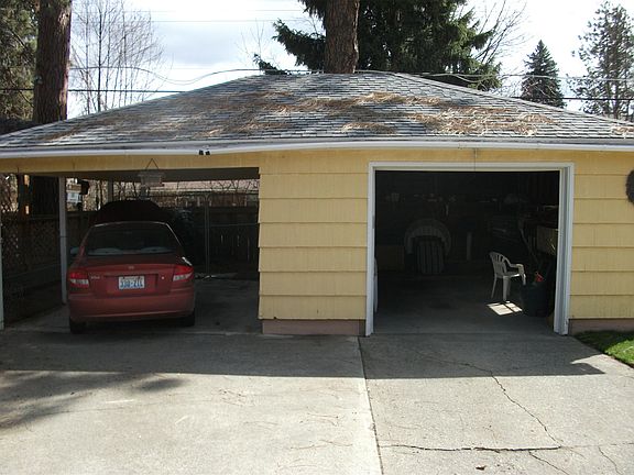 Carport/garage