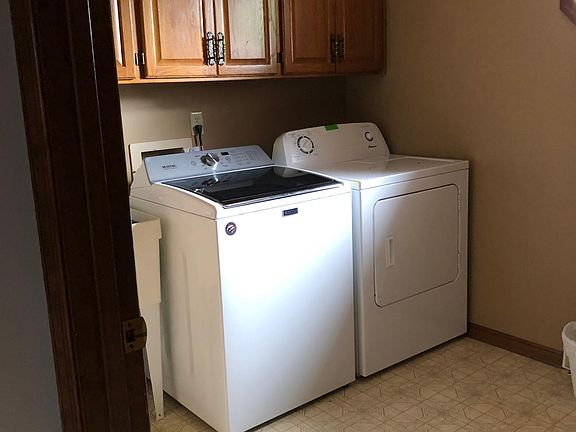 3rd image of 17115 NW 136th St