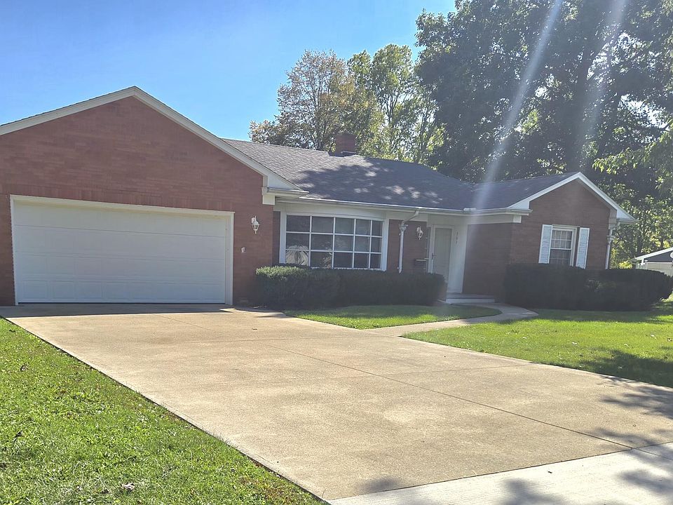 1st image of 701 Riverside Dr